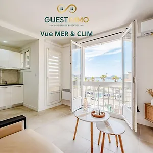 Air-conditioned - Sea View Port , Toulon France